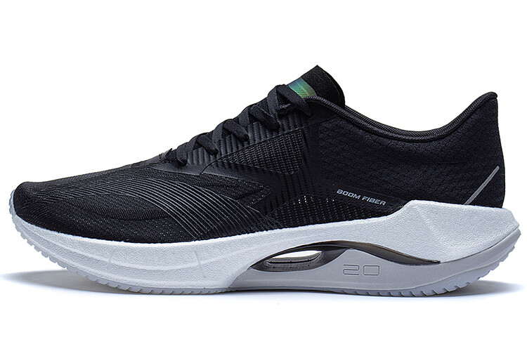 Кроссовки Li Ning Lining Ultralight 20, черный/белый
Кроссовки Li Ning Lining Ultralight 20, черный/белый