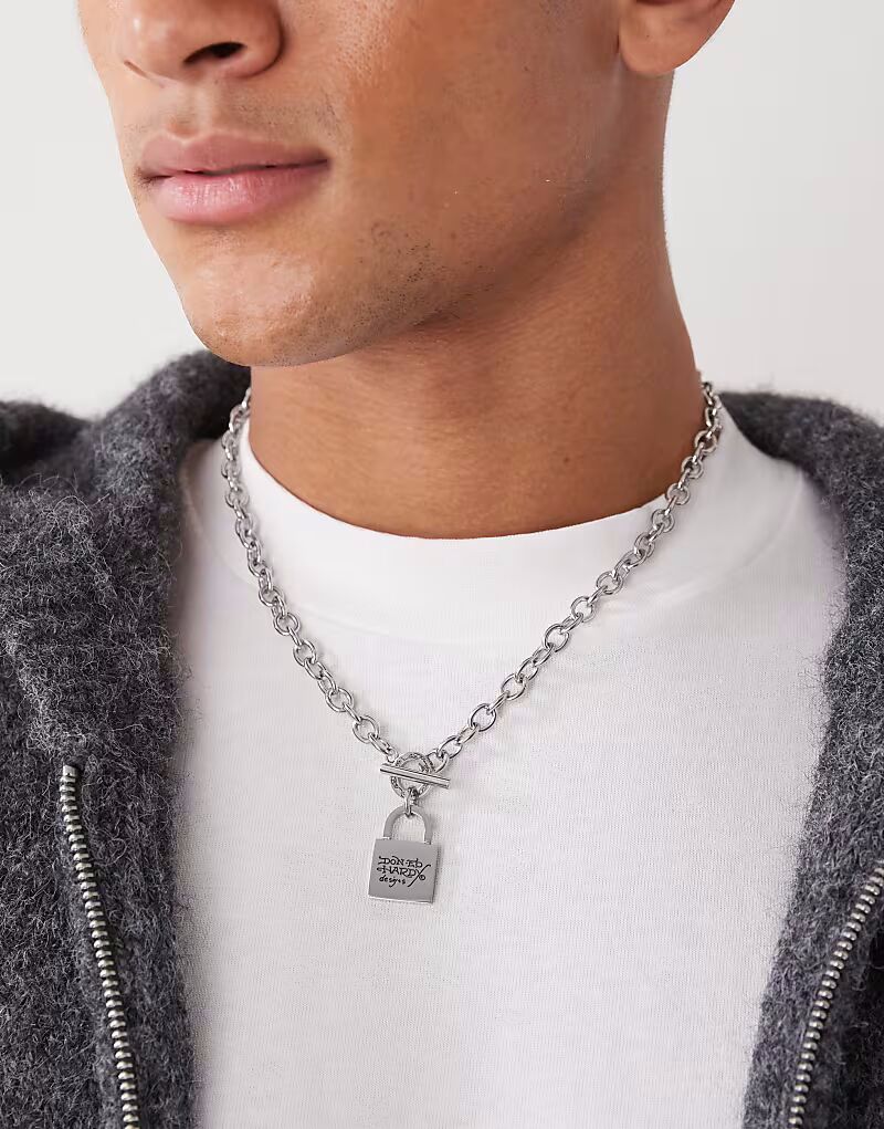 Ожерелье с замком T-образной формы из нержавеющей стали в серебре Ed Hardy
Ожерелье с замком T-образной формы из нержавеющей стали в серебре Ed Hardy