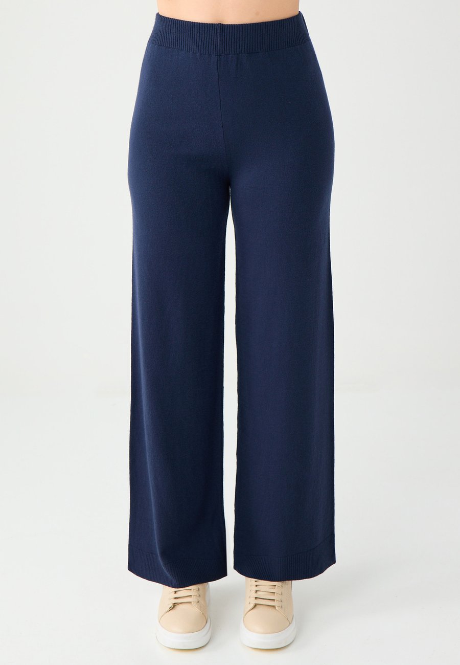 Брюки Jimmy Key HIGH ELASTIC WAIST, Dark Blue
Брюки Jimmy Key HIGH ELASTIC WAIST, Dark Blue