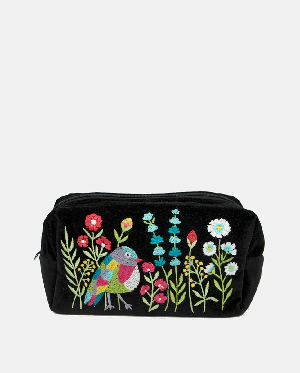 Кошелек из бархата с вышивкой Storiatipic, черный
Кошелек из бархата с вышивкой Storiatipic, черный