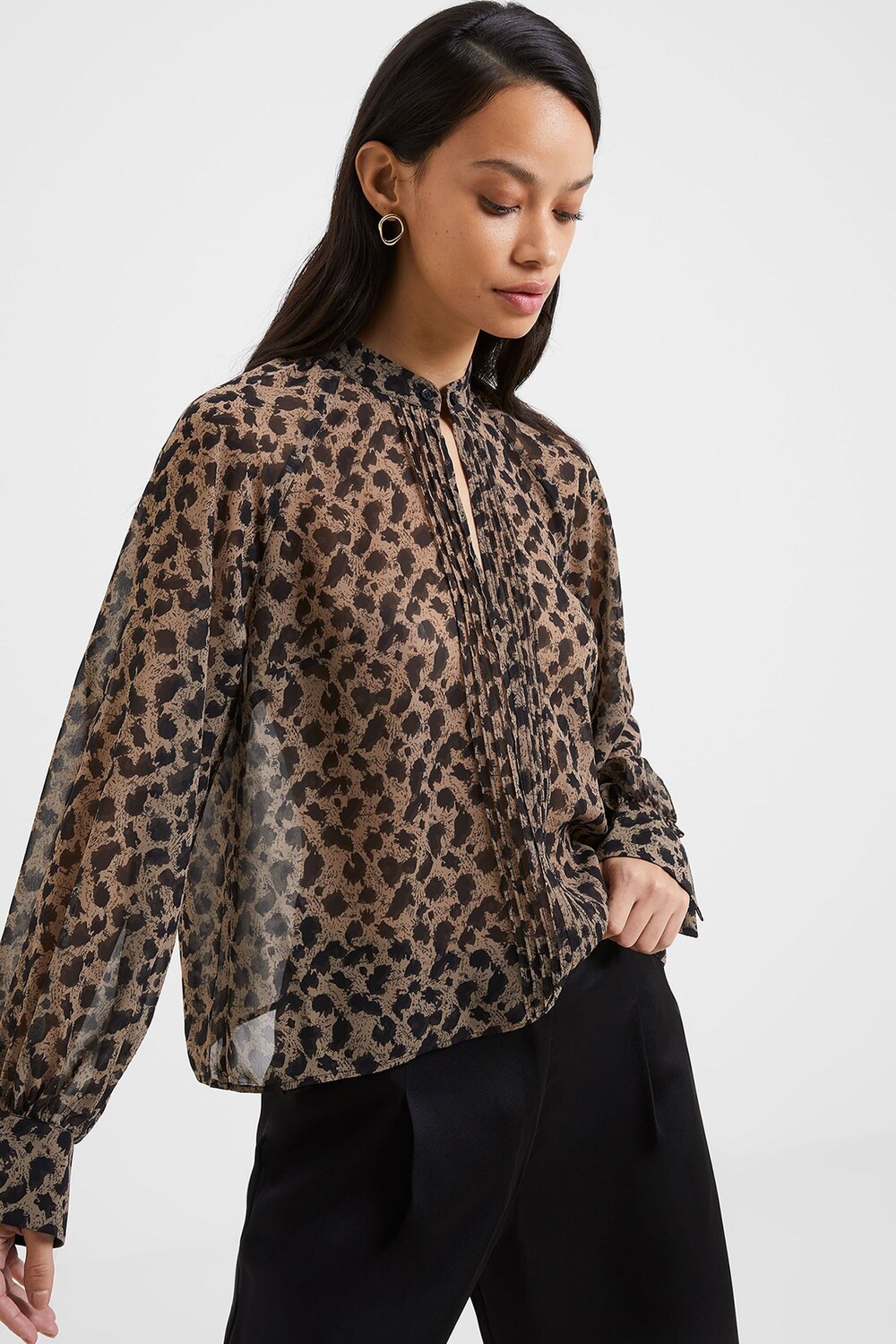 Топ Estella из жоржета French Connection, серый
Топ Estella из жоржета French Connection, серый