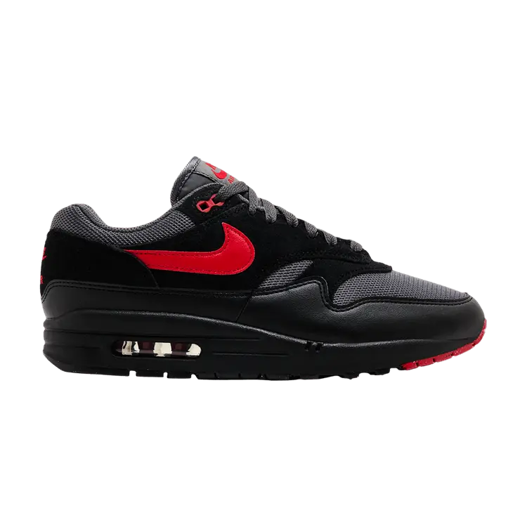Кроссовки Nike Air Max 1 Essential 'Vamps', черный 
Кроссовки Nike Air Max 1 Essential 'Vamps', черный