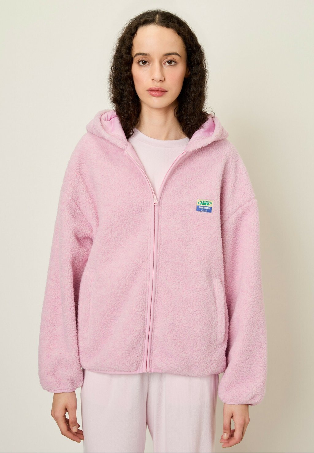 Флисовая куртка HOKTOWN American Vintage, цвет Dragee Chine
Флисовая куртка HOKTOWN American Vintage, цвет Dragee Chine