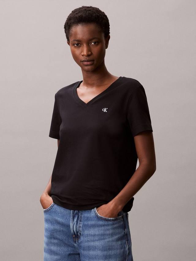 Футболка с V-образным вырезом Archive Logo Calvin Klein, Black
Футболка с V-образным вырезом Archive Logo Calvin Klein, Black