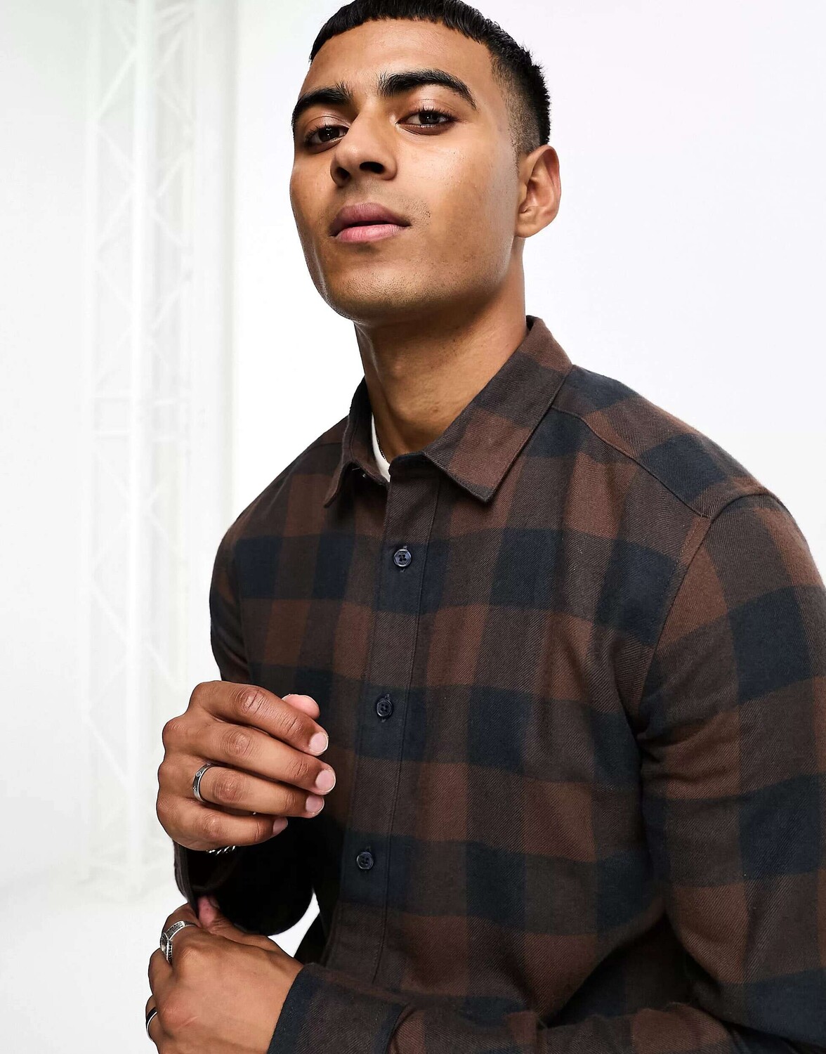 Рубашка в коричнево-темно-синюю клетку в клетку Only & Sons
Рубашка в коричнево-темно-синюю клетку в клетку Only & Sons