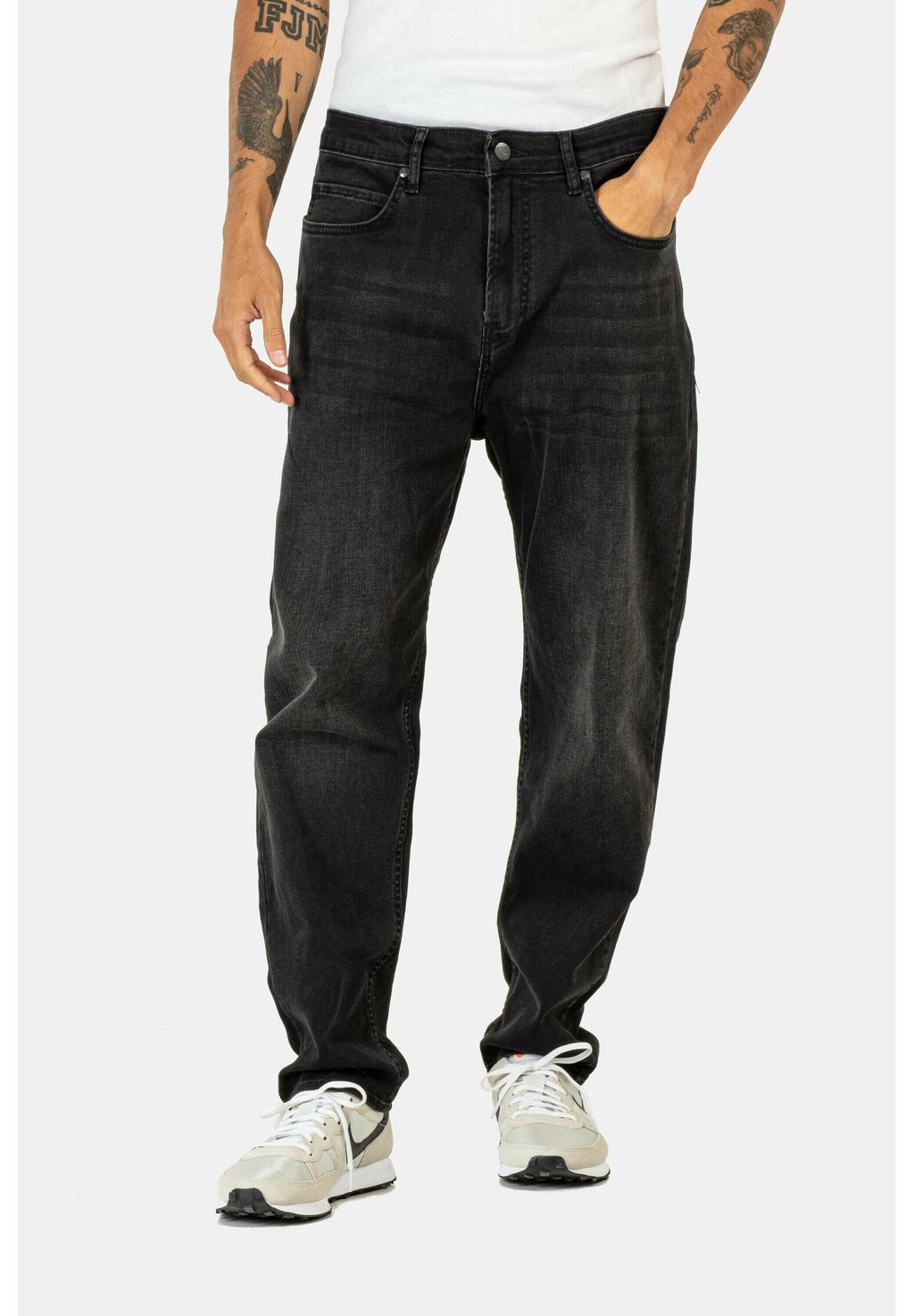 Джинсы прямого кроя RAVE Reell, черный
Джинсы прямого кроя RAVE Reell, черный
