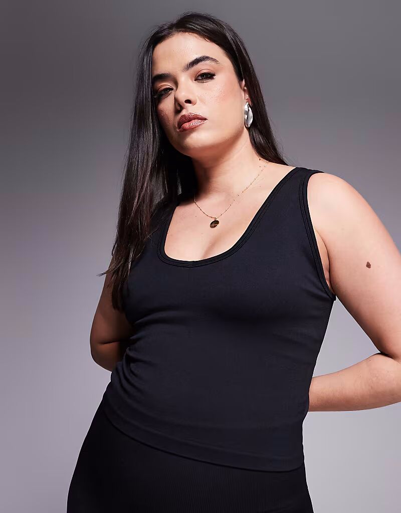 4505 Curve гладкий бесшовный жилет с V-образным вырезом и внутренним бюстгальтером, черный цвет
4505 Curve гладкий бесшовный жилет с V-образным вырезом и внутренним бюстгальтером, черный цвет