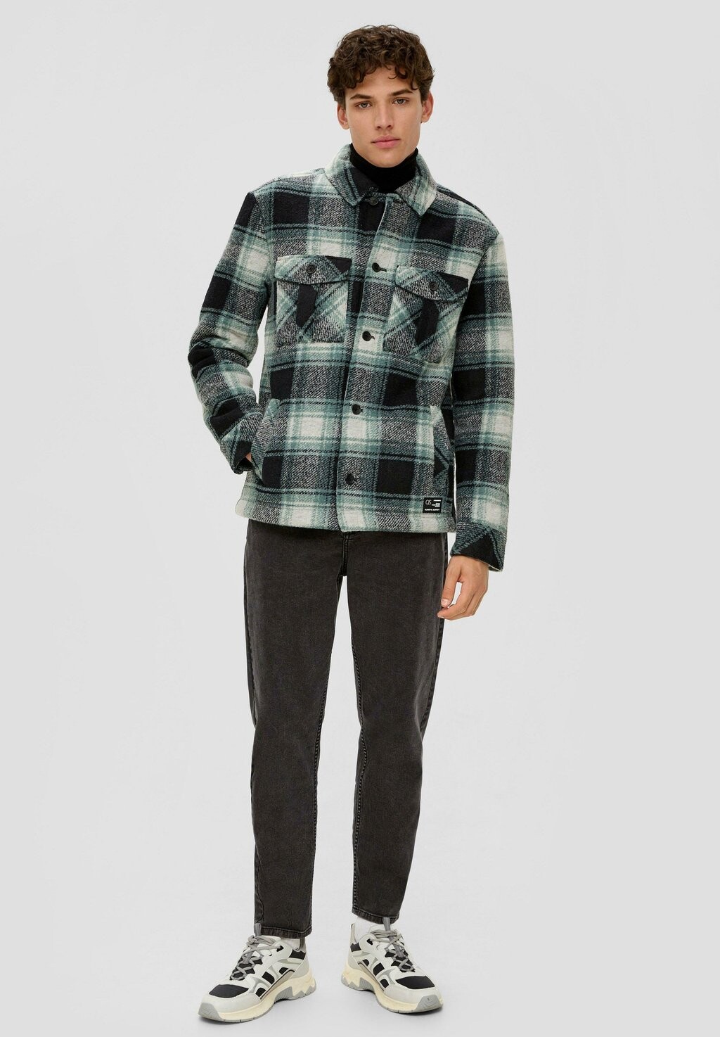 Легкая куртка KARIERTE QS, темно-синий
Легкая куртка KARIERTE QS, темно-синий