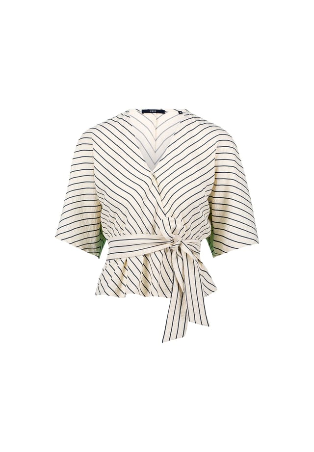 Полосатая блузка с рукавами «летучая мышь» Zero, черный
Полосатая блузка с рукавами «летучая мышь» Zero, черный