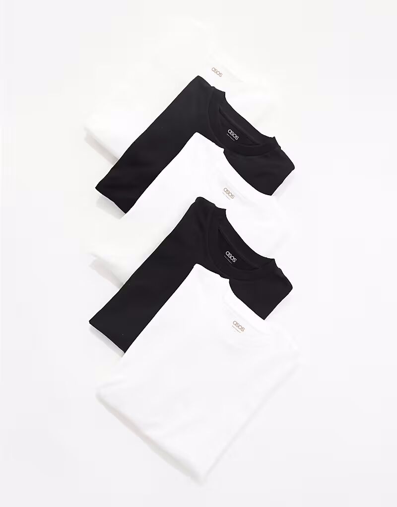 Набор из 5 футболок свободного кроя Essentials черного и белого цветов Asos Design
Набор из 5 футболок свободного кроя Essentials черного и белого цветов Asos Design
