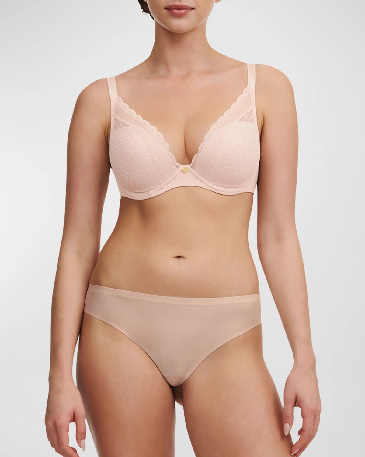 Кружевной бюстгальтер-футболка с глубоким вырезом Norah Chic Chantelle, цвет Rose
Кружевной бюстгальтер-футболка с глубоким вырезом Norah Chic Chantelle, цвет Rose