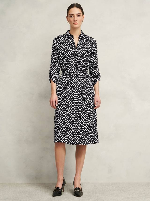 Геометрическое платье-рубашка cali Hobbs, цвет Navy/Ivory
Геометрическое платье-рубашка cali Hobbs, цвет Navy/Ivory