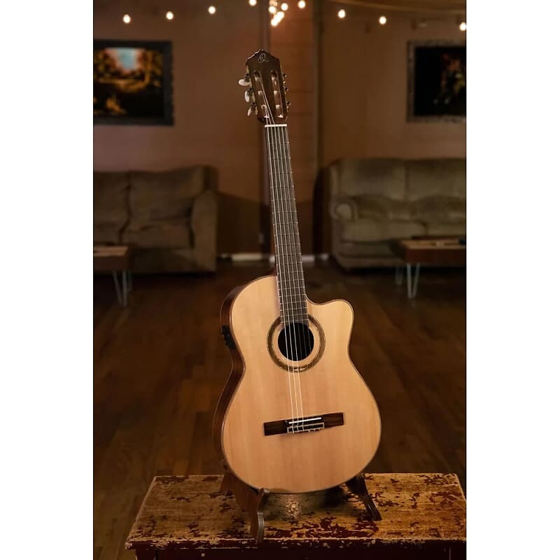Акустическая гитара Ortega Performer Series RCE158MN, Solid Sitka Spruce Top, Walnut back & sides
Акустическая гитара Ortega Performer Series RCE158MN, Solid Sitka Spruce Top, Walnut back & sides