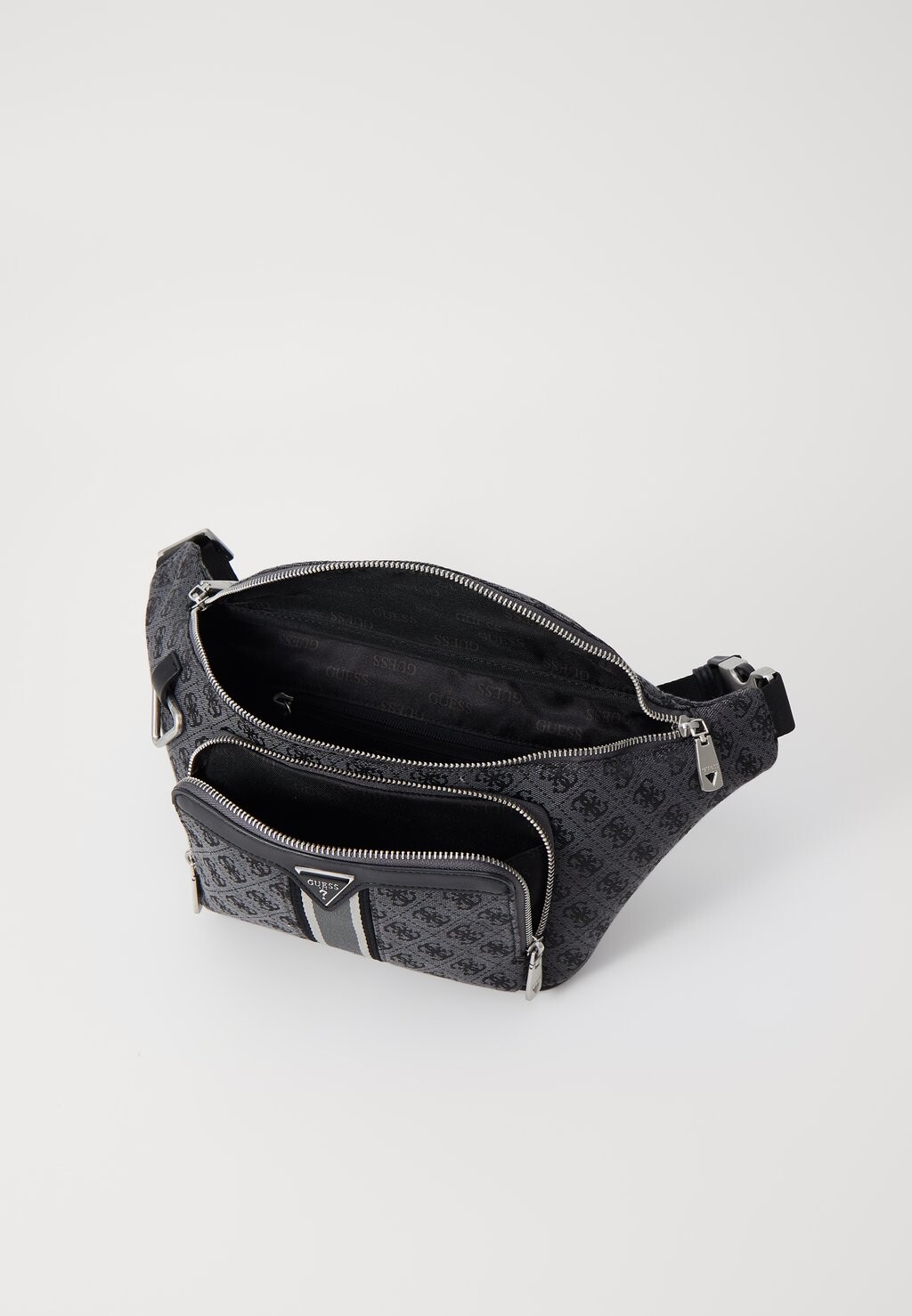 Поясная сумка MILANO MAXI BUM BAG WITH FRONT Guess, черный 
Поясная сумка MILANO MAXI BUM BAG WITH FRONT Guess, черный