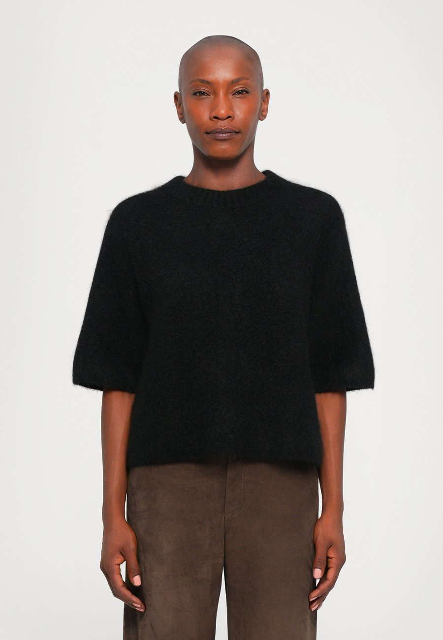 Джемпер Stylein NOUR, Black
Джемпер Stylein NOUR, Black