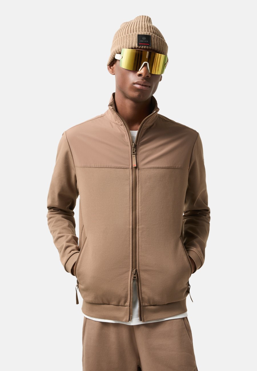 Толстовка Bogner Fire + Ice HYBRID DOLAN, Karamell/Brown
Толстовка Bogner Fire + Ice HYBRID DOLAN, Karamell/Brown