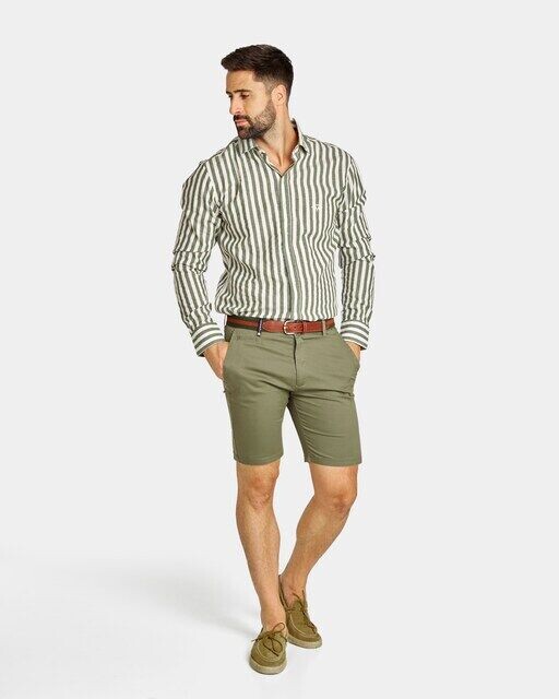 Мужские однотонные шорты-бермуды Spagnolo, темно-зеленый
Мужские однотонные шорты-бермуды Spagnolo, темно-зеленый