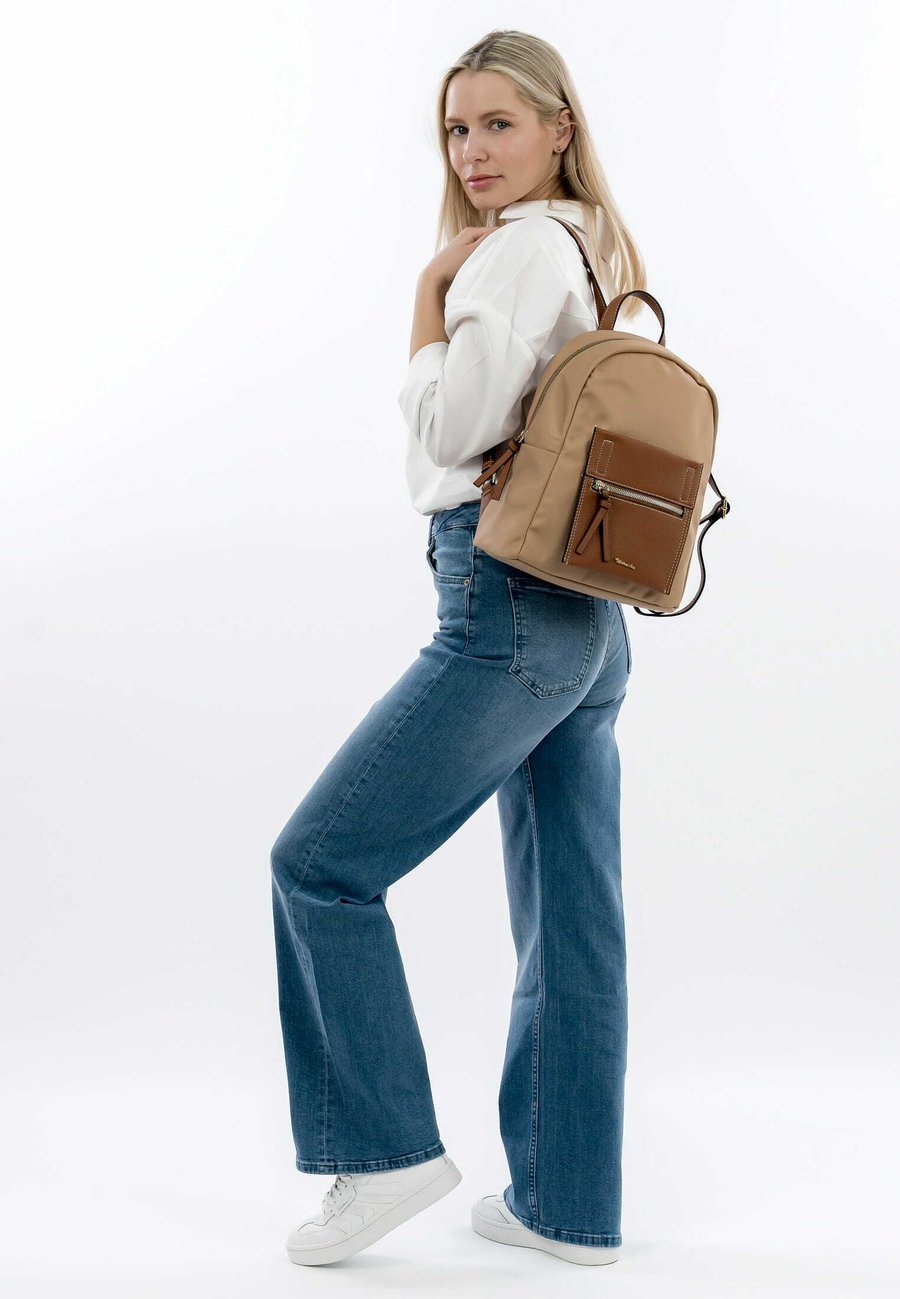 Рюкзак Tamaris FABRIZIA, Nature /Beige
Рюкзак Tamaris FABRIZIA, Nature /Beige