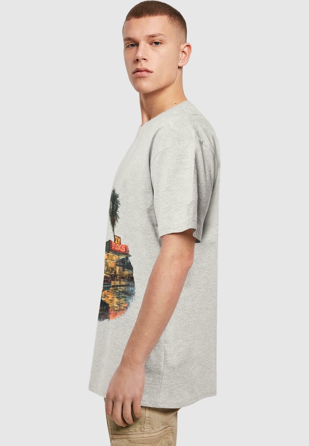 Футболка с принтом BISTRO TEE 2Y Studios, серый 
Футболка с принтом BISTRO TEE 2Y Studios, серый