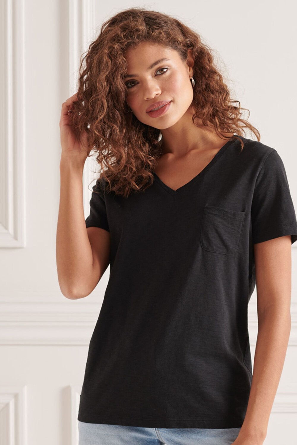 Футболка Studios с карманом и V-образным вырезом Superdry, черный
Футболка Studios с карманом и V-образным вырезом Superdry, черный