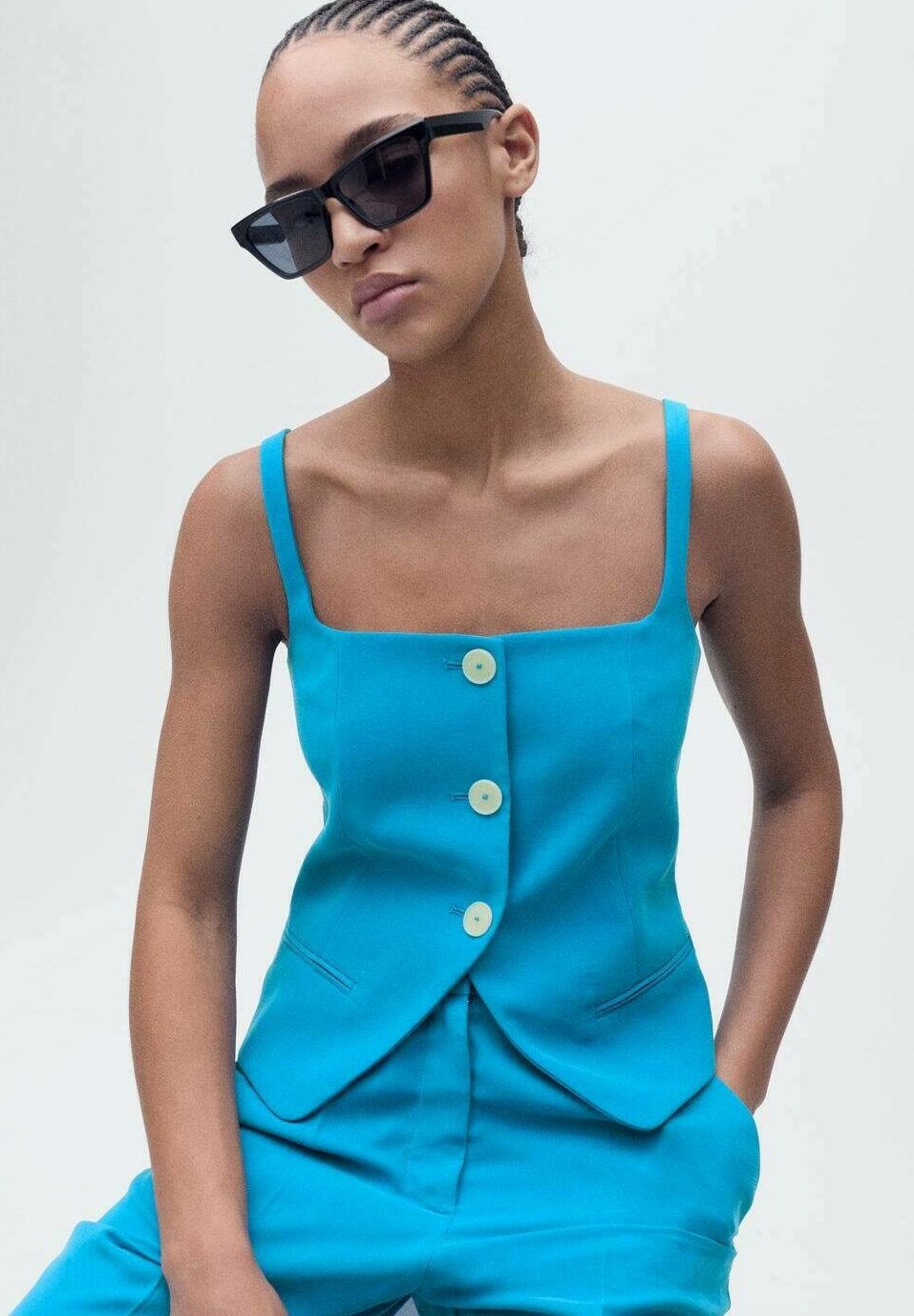 Жилет TEMPO Mango, темно-синий
Жилет TEMPO Mango, темно-синий