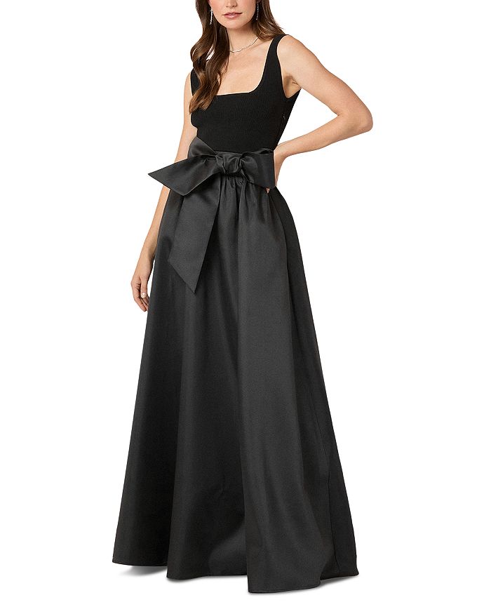 Платье Mercer из комбинированных материалов Shoshanna, черный
Платье Mercer из комбинированных материалов Shoshanna, черный