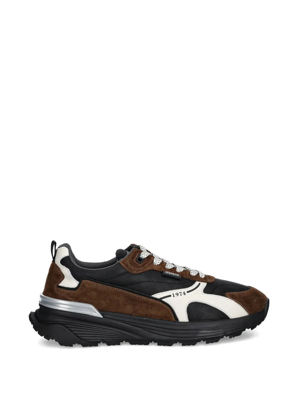 Кроссовки с шнуровкой и вставками Iceberg, черный
Кроссовки с шнуровкой и вставками Iceberg, черный