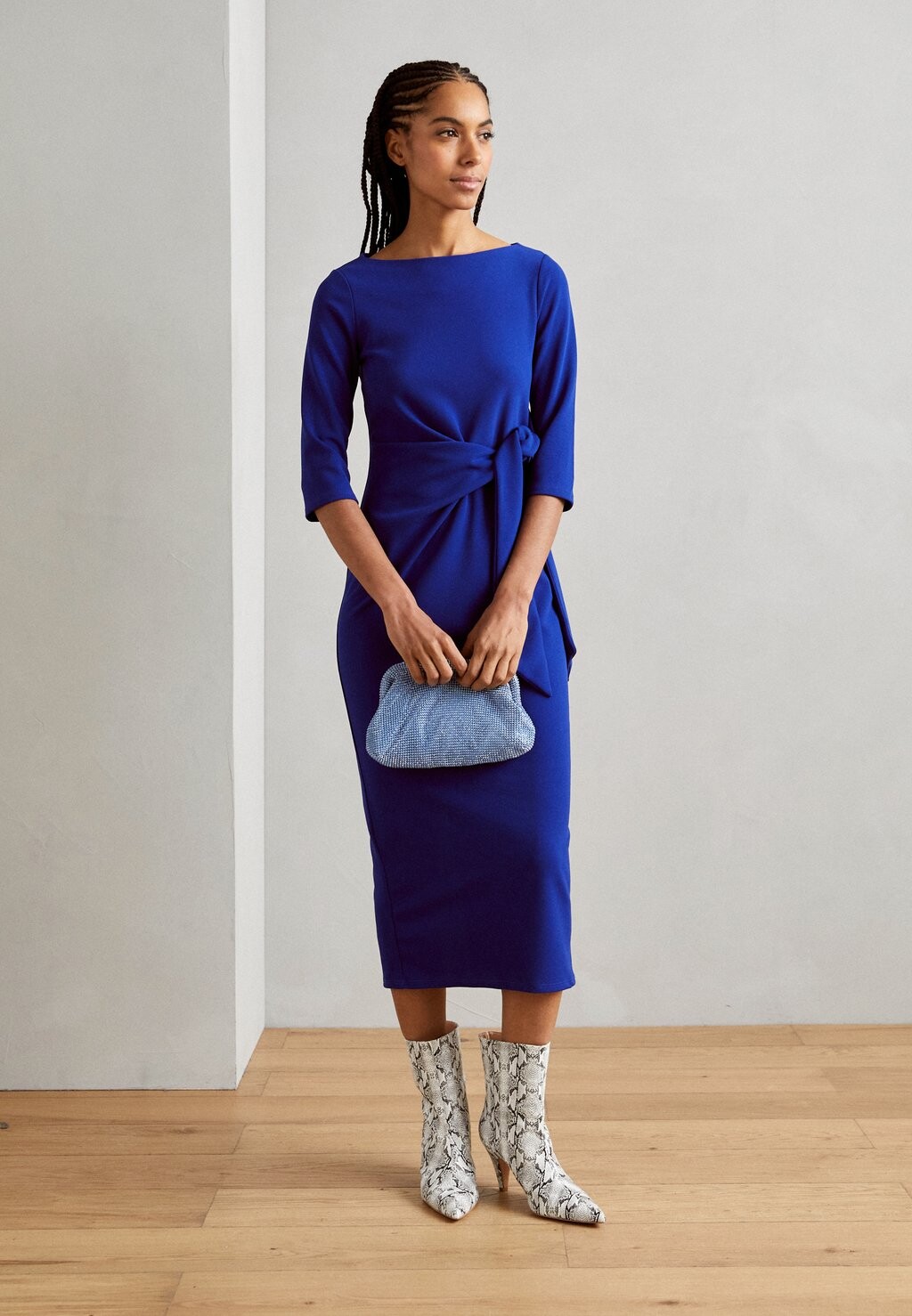 Элегантное платье Anna Field, синее
Элегантное платье Anna Field, синее