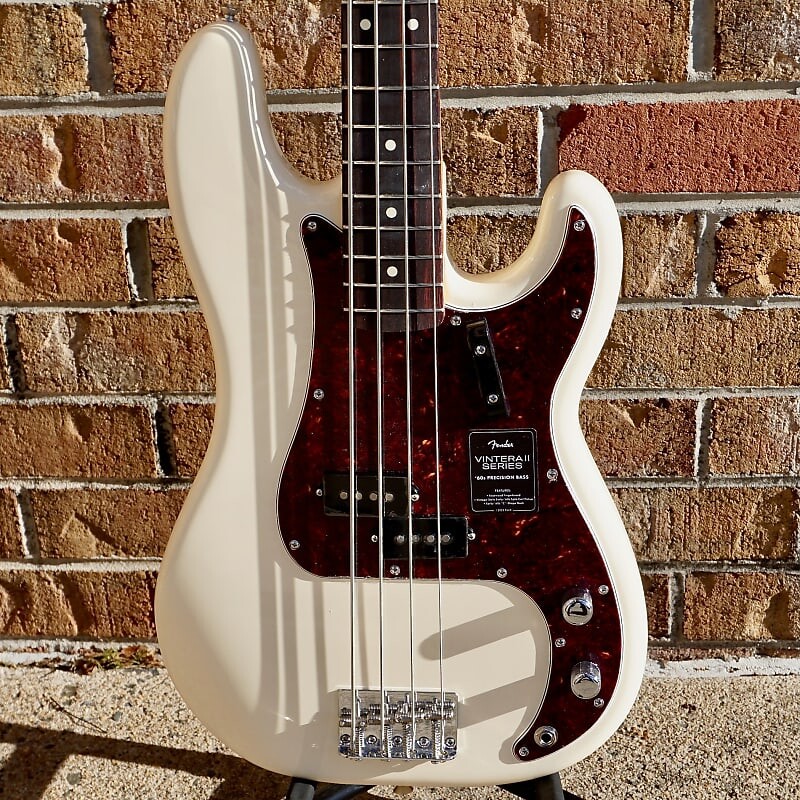 Басс гитара Fender Vintera II '60s Precision Bass Rosewood Fingerboard Olympic White 
Басс гитара Fender Vintera II '60s Precision Bass Rosewood Fingerboard Olympic White