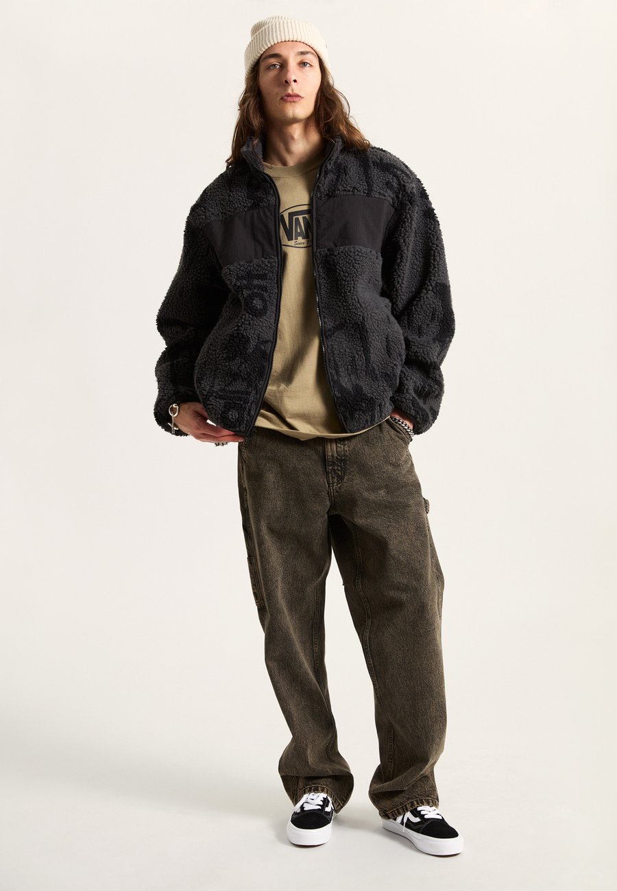 Флисовая куртка Vans Fleece jacket, Dark Brown
Флисовая куртка Vans Fleece jacket, Dark Brown