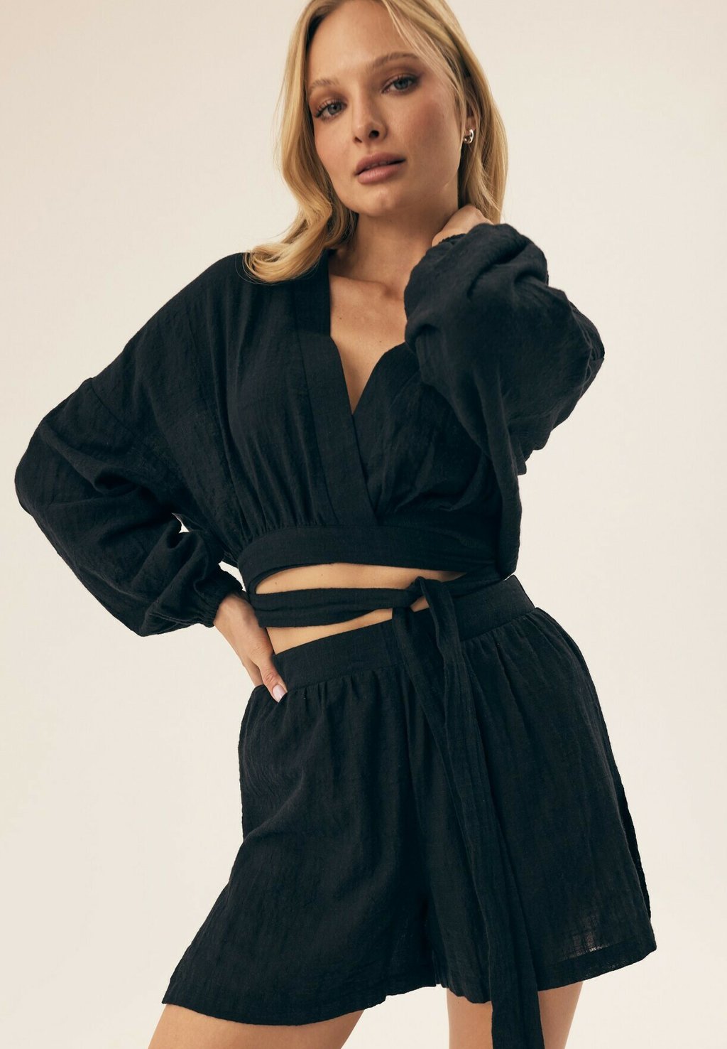 Шорты SEASIDE ESOTIQ, черный
Шорты SEASIDE ESOTIQ, черный