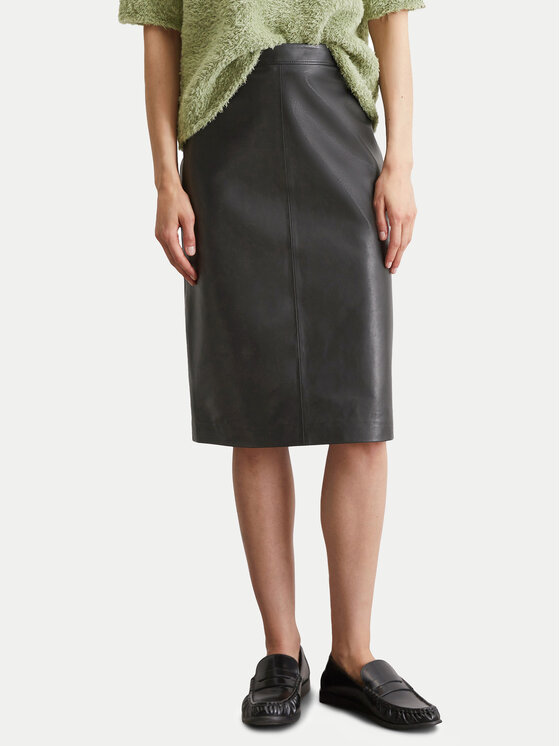 Кожаная юбка regular fit 506 7035 77011 Marc O'Polo, чёрный
Кожаная юбка regular fit 506 7035 77011 Marc O'Polo, чёрный