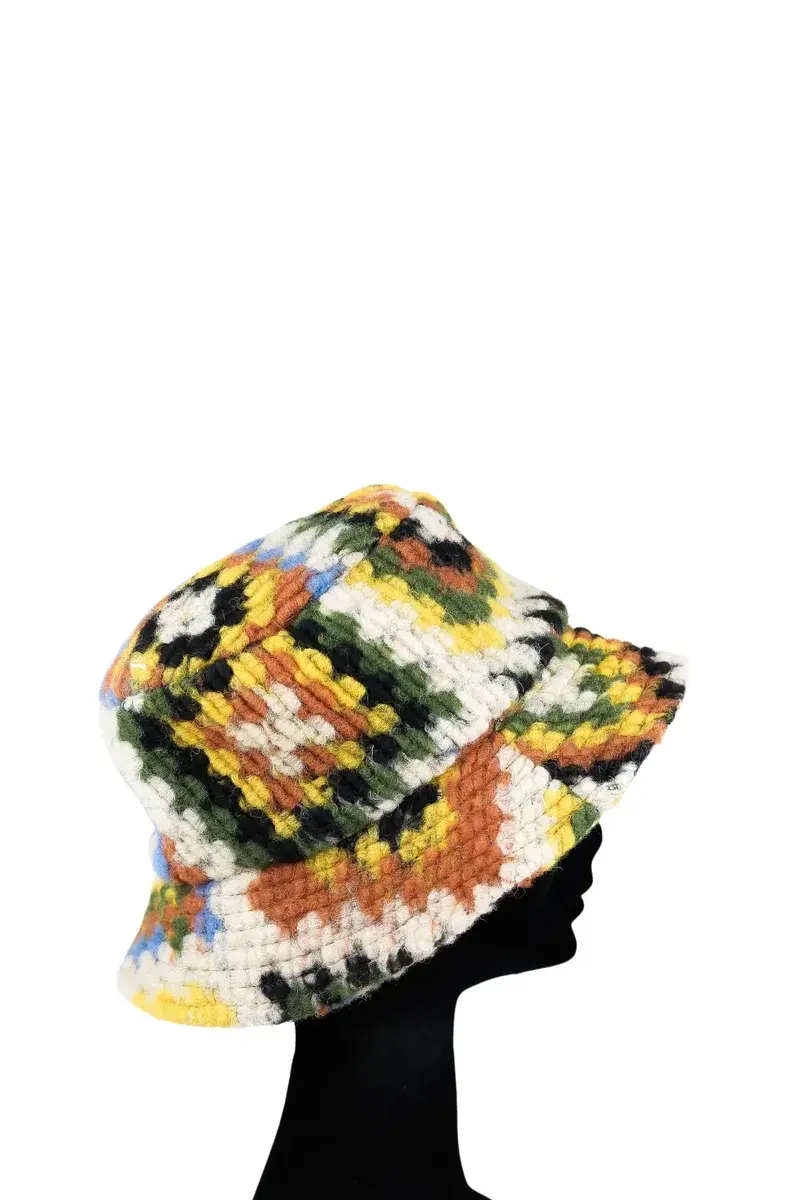 COLLEZIONE ALESSANDRO вязаная шапка "прихватка", бежевый
COLLEZIONE ALESSANDRO вязаная шапка "прихватка", бежевый