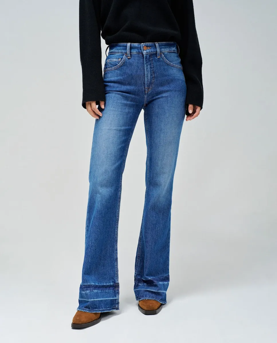 Женские джинсы-клеш Faith с высокой посадкой Salsa Jeans, синий
Женские джинсы-клеш Faith с высокой посадкой Salsa Jeans, синий