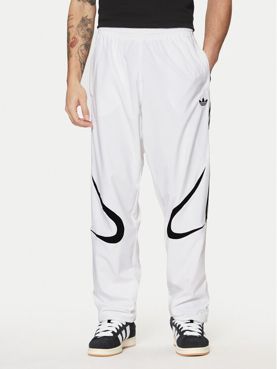 Спортивные брюки обычного кроя adicolor Teamgeist JP1119 Adidas, белый
Спортивные брюки обычного кроя adicolor Teamgeist JP1119 Adidas, белый