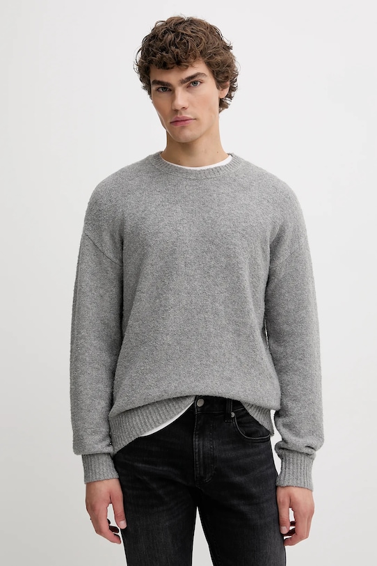 Свитер Guess Jeans, серый
Свитер Guess Jeans, серый