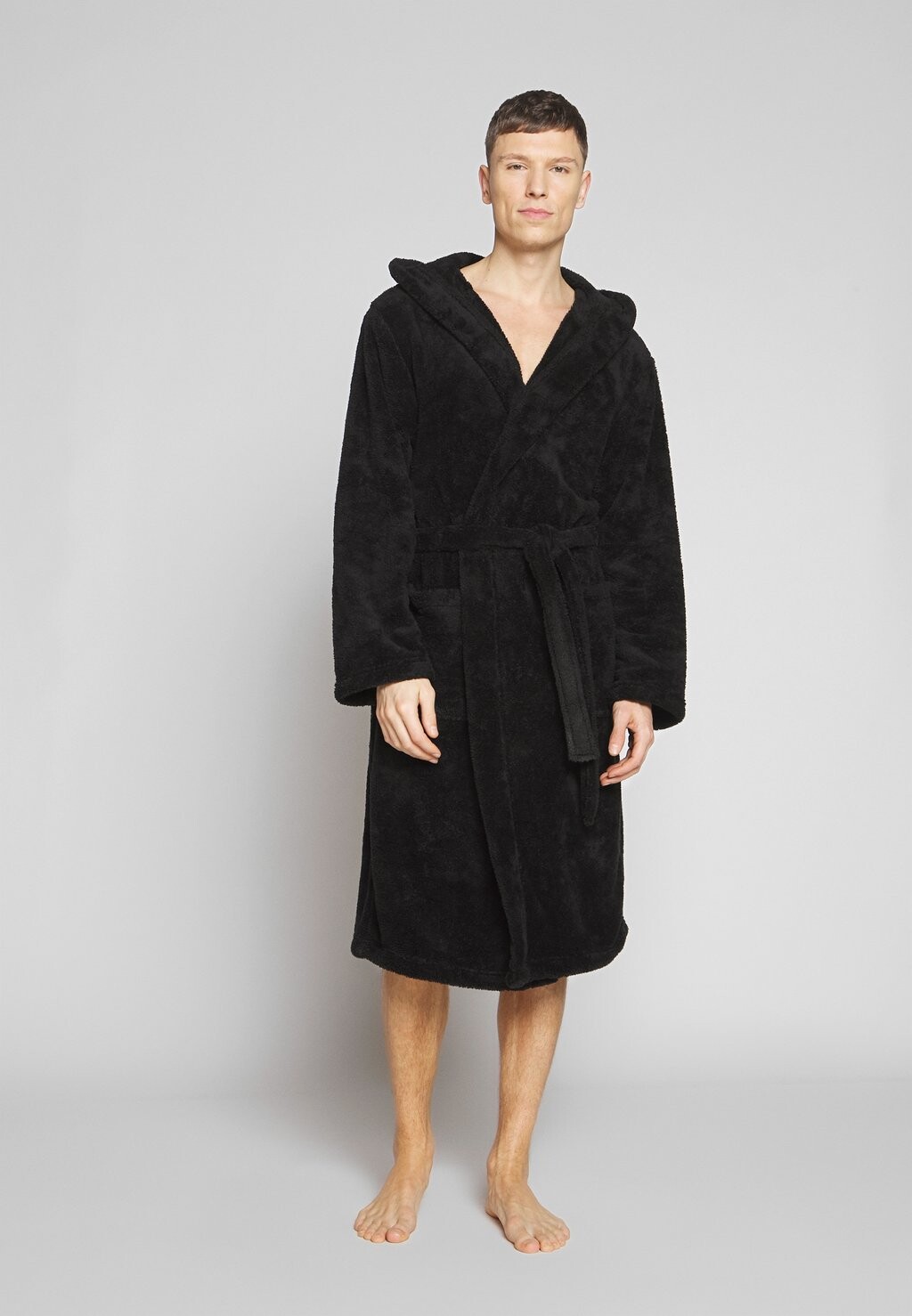 Халат Pier One, черный
Халат Pier One, черный