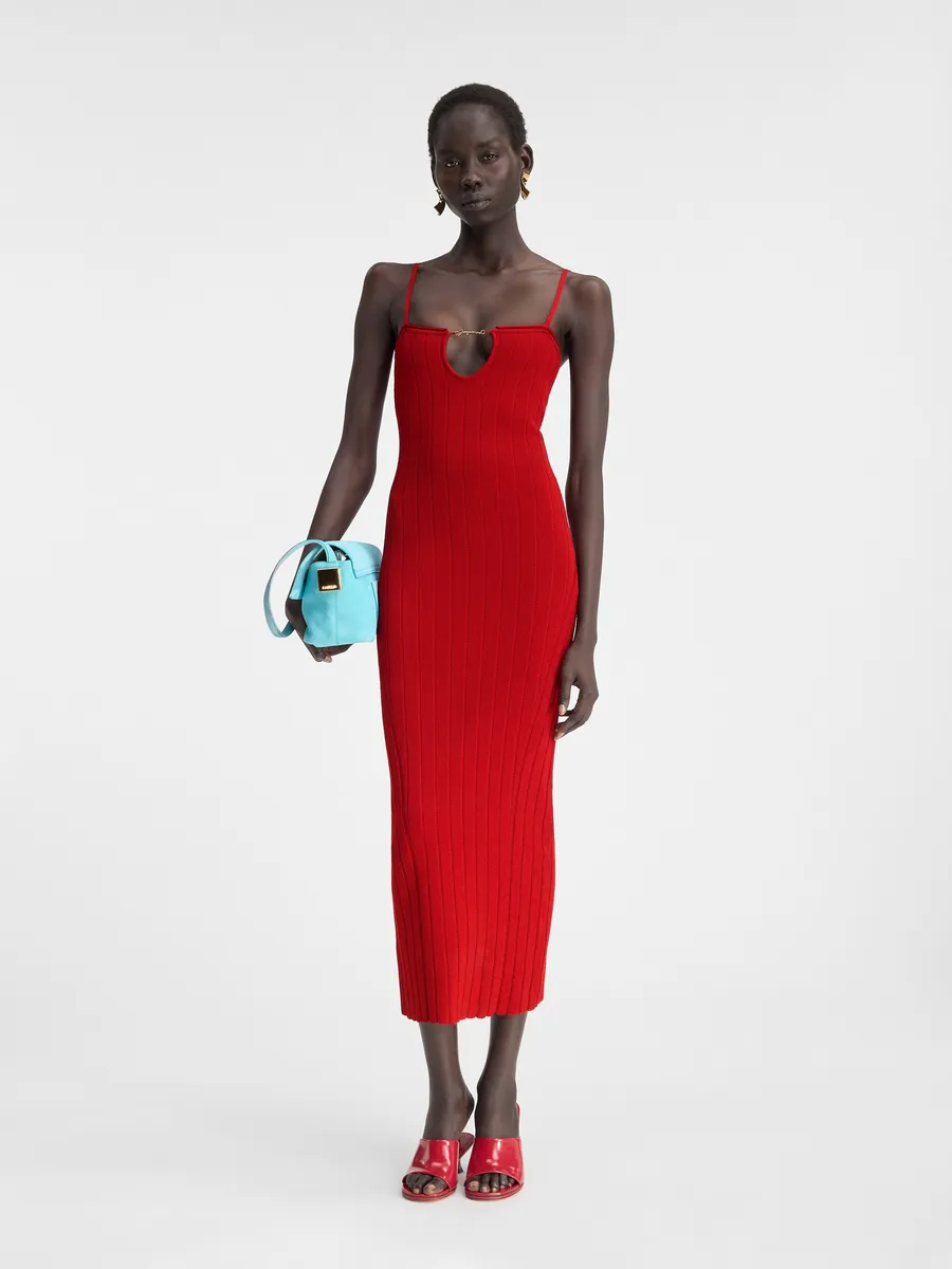 Вязаное нижнее платье Сьерра-бретель Jacquemus, темно-красный
Вязаное нижнее платье Сьерра-бретель Jacquemus, темно-красный