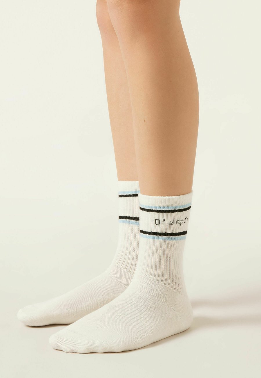 Носки Calzedonia Socks, White
Носки Calzedonia Socks, White