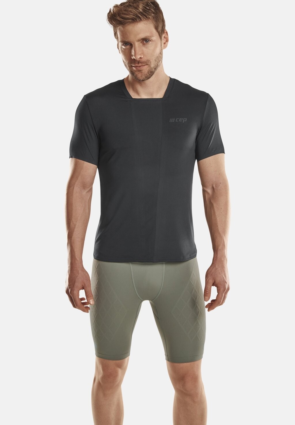 Футболка базовая RUN SHORT SLEEVE CEP, цвет black
Футболка базовая RUN SHORT SLEEVE CEP, цвет black