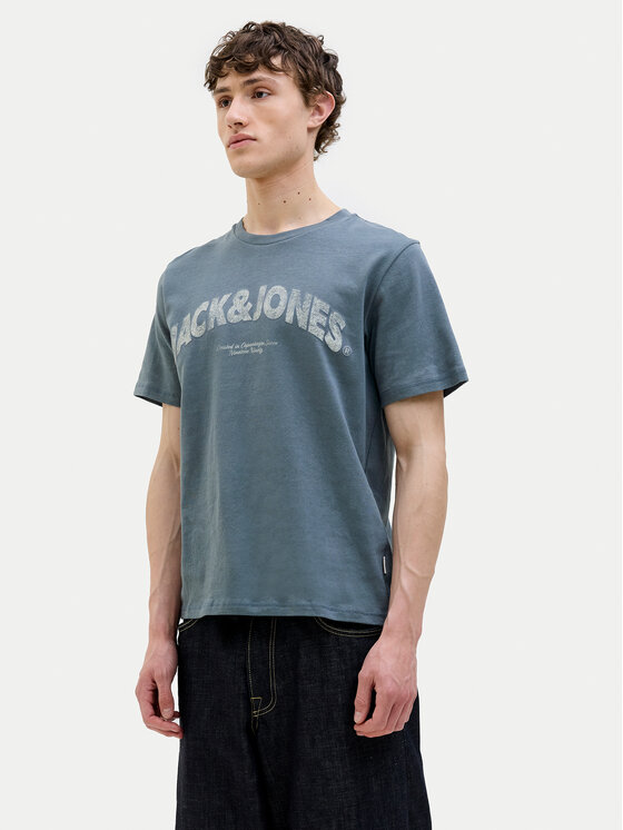 Футболка обычного кроя Almeria 12276962 Jack&Jones, синий
Футболка обычного кроя Almeria 12276962 Jack&Jones, синий