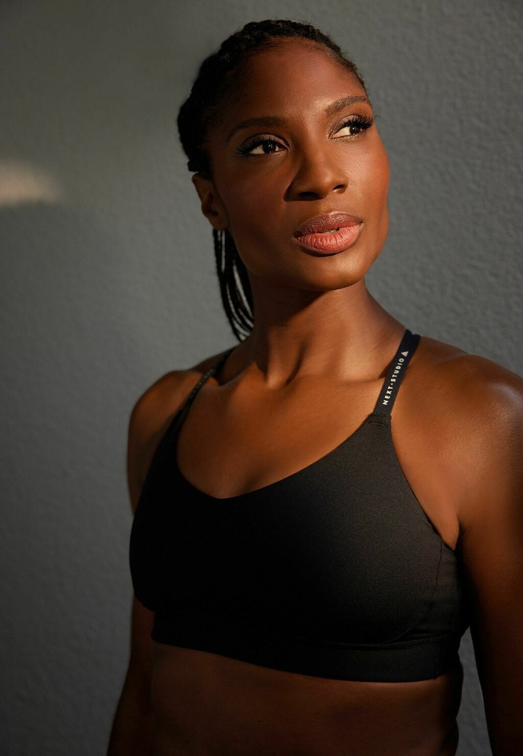 Спортивный бюстгальтер со средней поддержкой Next, черный
Спортивный бюстгальтер со средней поддержкой Next, черный