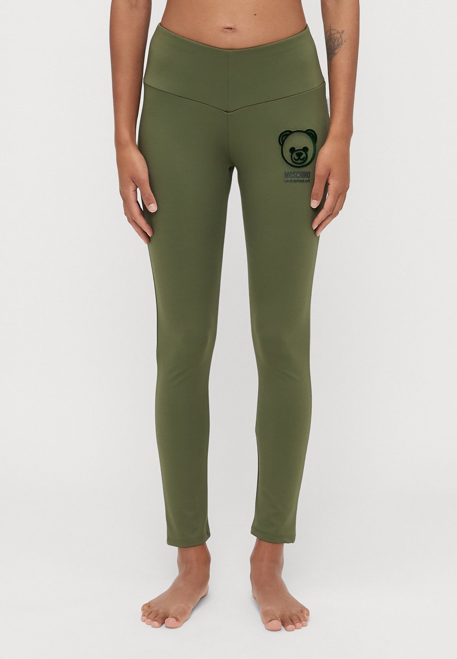 Пижамные брюки Moschino Underwear HOME PANTS, Olive
Пижамные брюки Moschino Underwear HOME PANTS, Olive