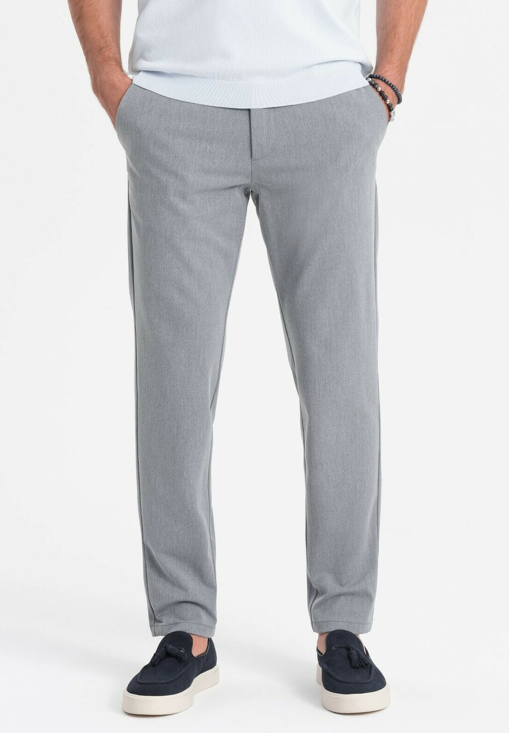 Чино Ombre, цвет light grey
Чино Ombre, цвет light grey