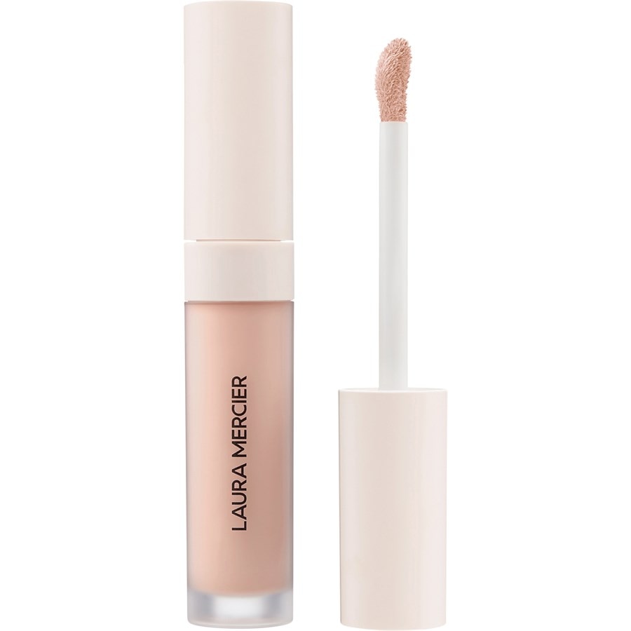 Консилер Laura Mercier Real Flawless Weightless Perfecting Concealer, 1C1 / 5,4 ml 
Консилер Laura Mercier Real Flawless Weightless Perfecting Concealer, 1C1 / 5,4 ml