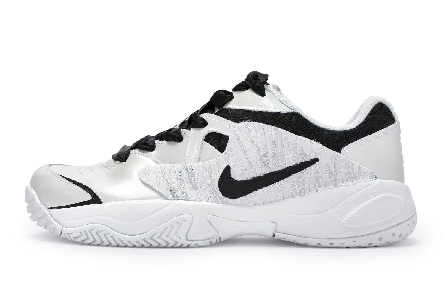 Теннисные кроссовки Court Lite 2 женские с низким верхом, цвет черный/белый/серебристый Nike
Теннисные кроссовки Court Lite 2 женские с низким верхом, цвет черный/белый/серебристый Nike