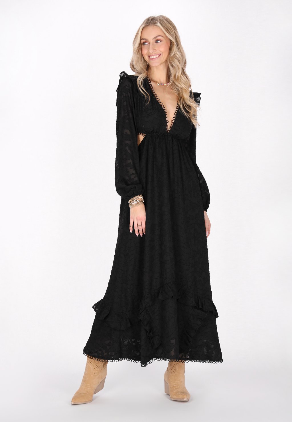 Платье макси IZIA, черный
Платье макси IZIA, черный