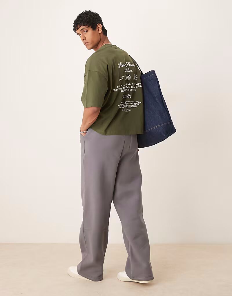 Футболка свободного кроя с заниженной линией плеч и принтом ASOS DESIGN темно-зеленого цвета
Футболка свободного кроя с заниженной линией плеч и принтом ASOS DESIGN темно-зеленого цвета