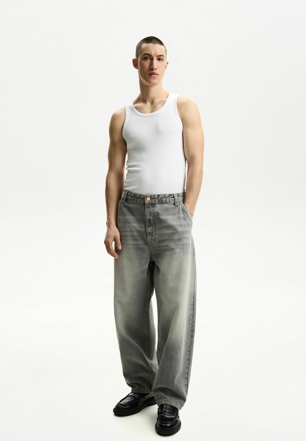 Топ STRAPPY-PACK OF 2 Bershka, белый
Топ STRAPPY-PACK OF 2 Bershka, белый