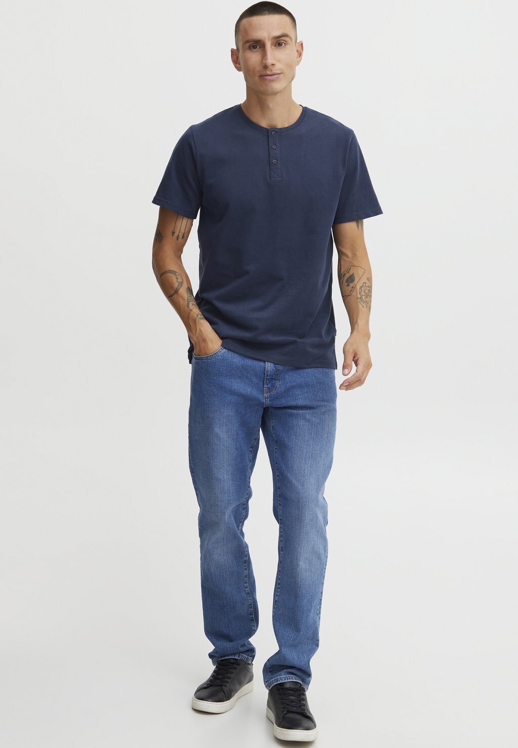 Базовая футболка SDVINTON SHS Solid, синий
Базовая футболка SDVINTON SHS Solid, синий